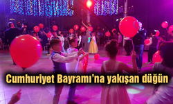 Cumhuriyet Bayramı’na yakışan düğün