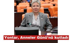 Nurten Yontar Anneler Günü'nü kutladı