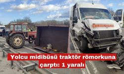 Yolcu midibüsü traktör römorkuna çarptı: 1 yaralı