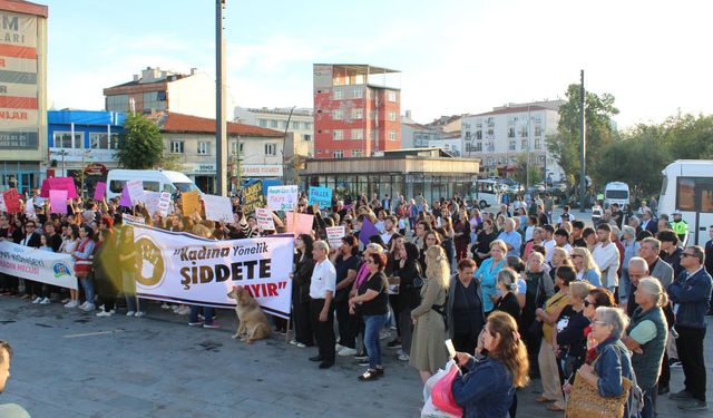 Keşan Kent Konseyi kadına ve çocuğa yönelik her türlü şiddete karşı ses yükseltti