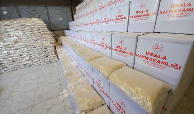 İpsala Kaymakamlığı’ndan 1000 aileye ramazan yardımı