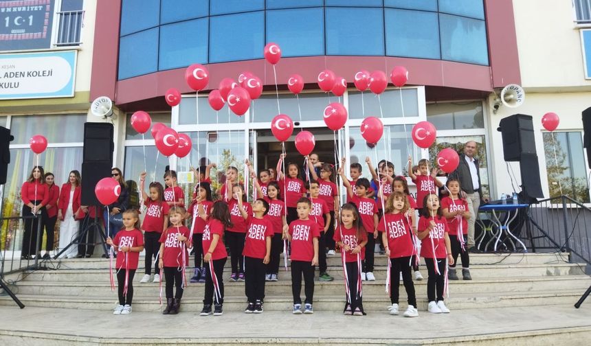 Cumhuriyet Bayramı Aden Koleji’nde coşkuyla kutlandı