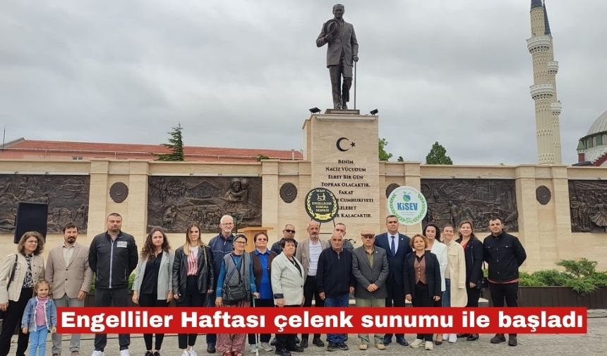 Engelliler Haftası programı çelenk sunumu ile başladı