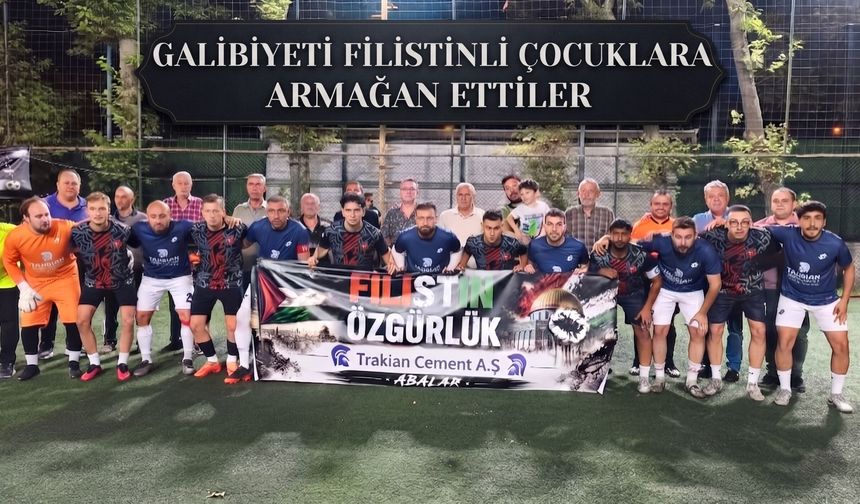 Galibiyeti Filistinli çocuklara armağan ettiler