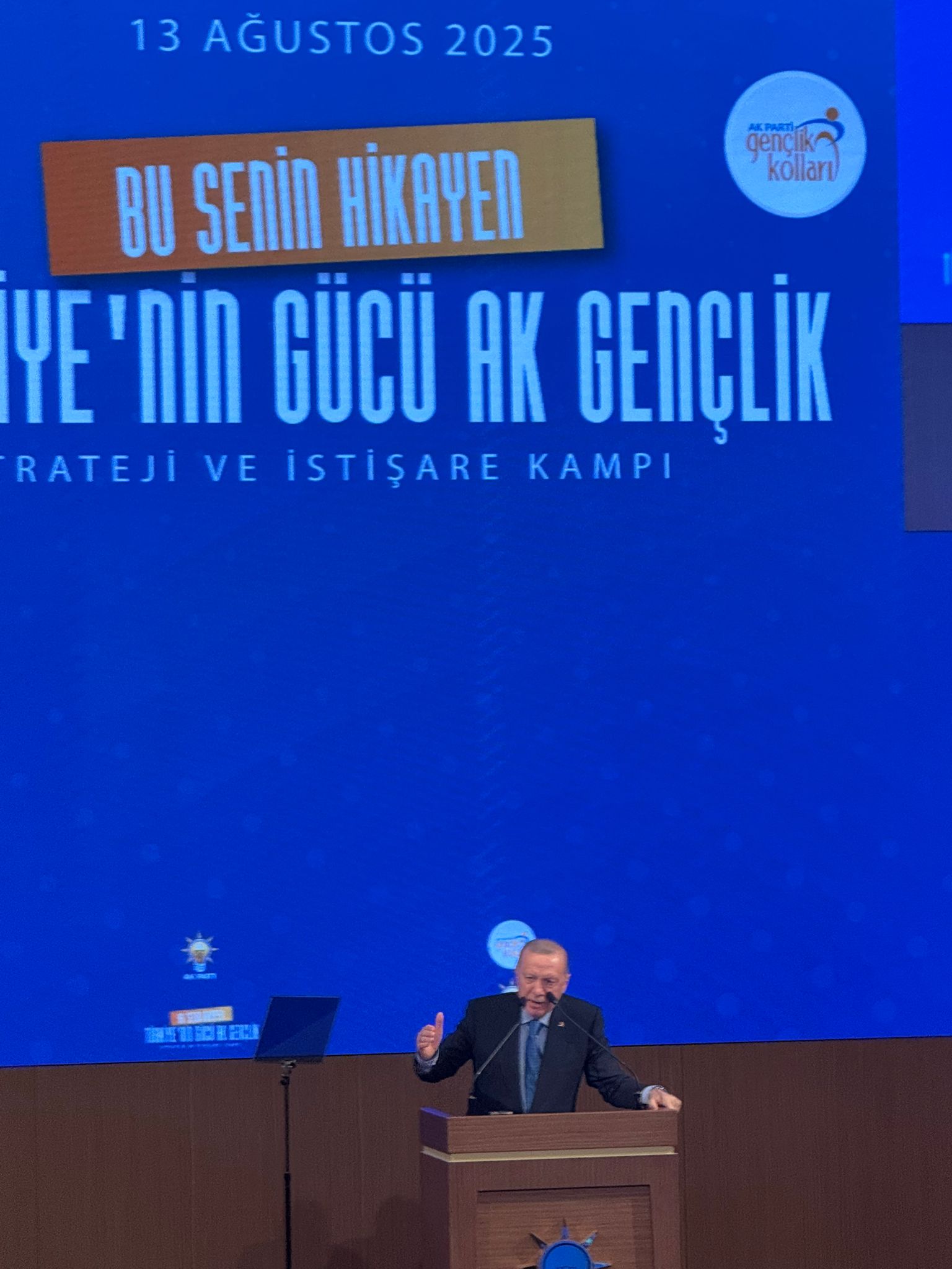 3C7Fecb4 Ece8 4A4A 824A 7087655799E1