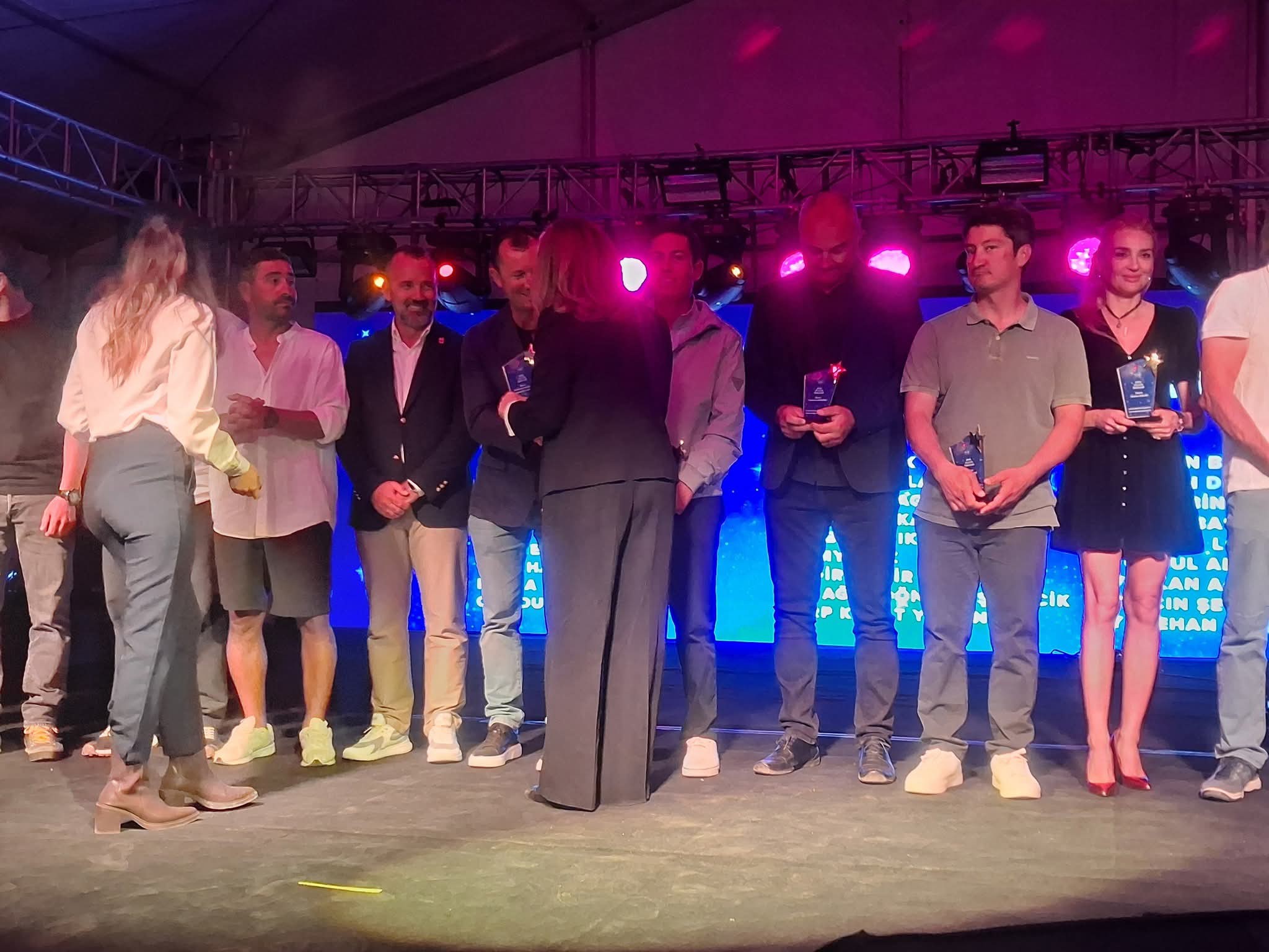 557645599 1658371725426456 8837833563853349082 N