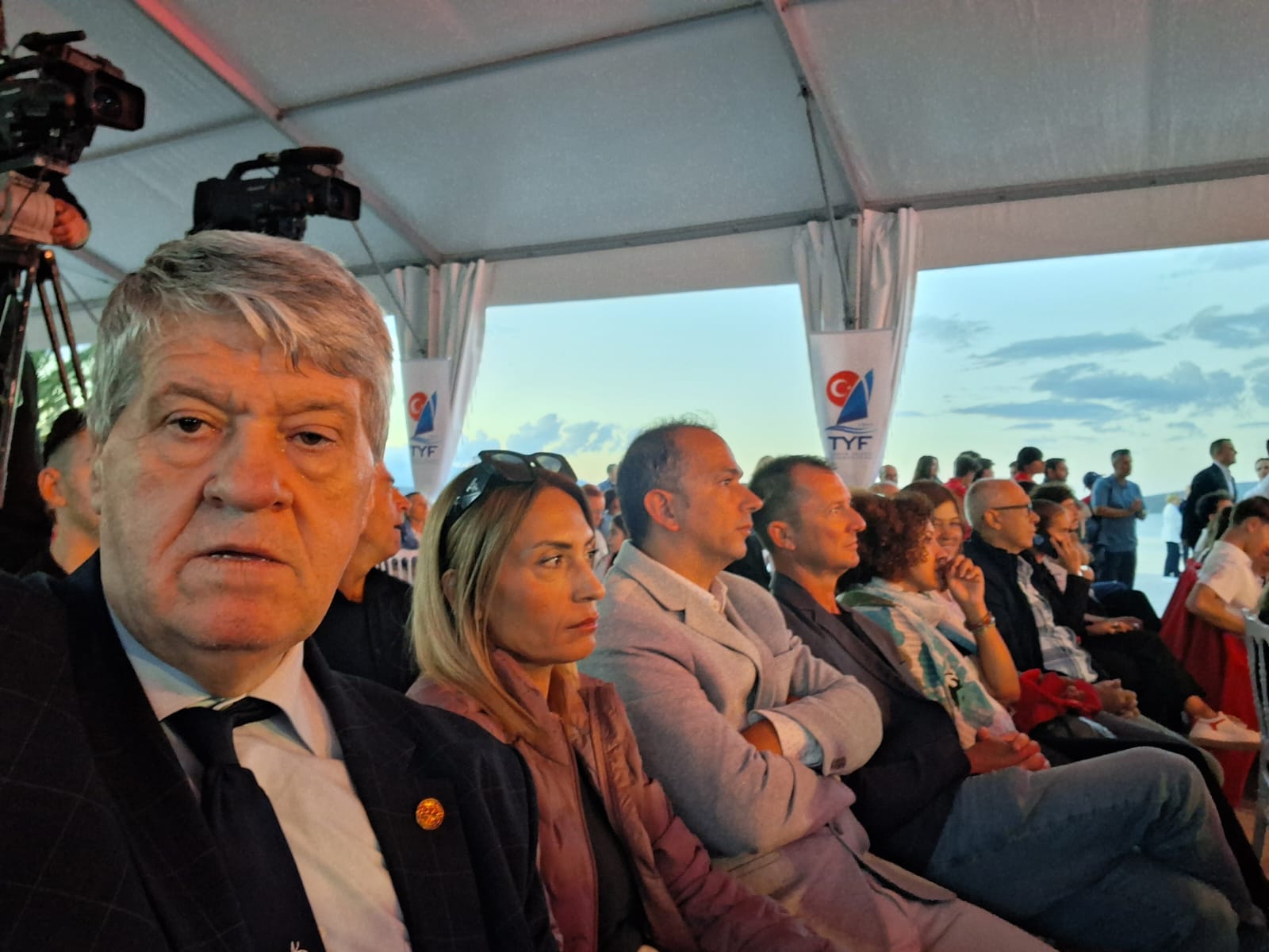 677B7B06 6Bff 41A7 9Da4 19Eb14975E63