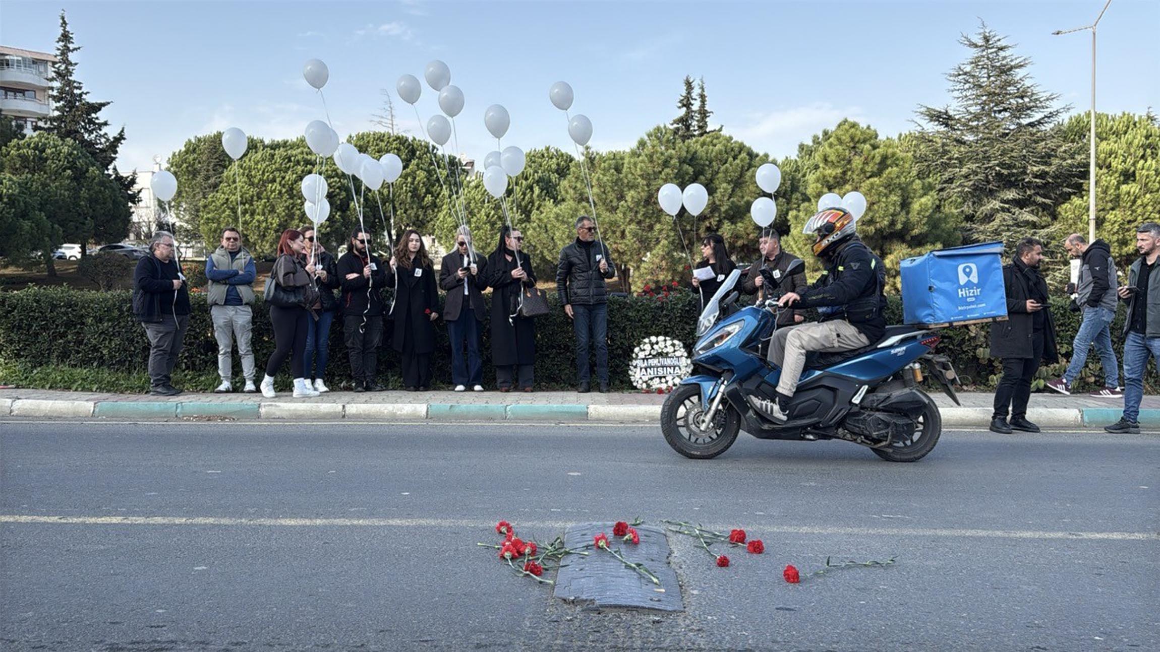 M O T O S I K L E T K A Z A S I N D A O L E N U N I V E R S I T E L I S 1100882 326820-1