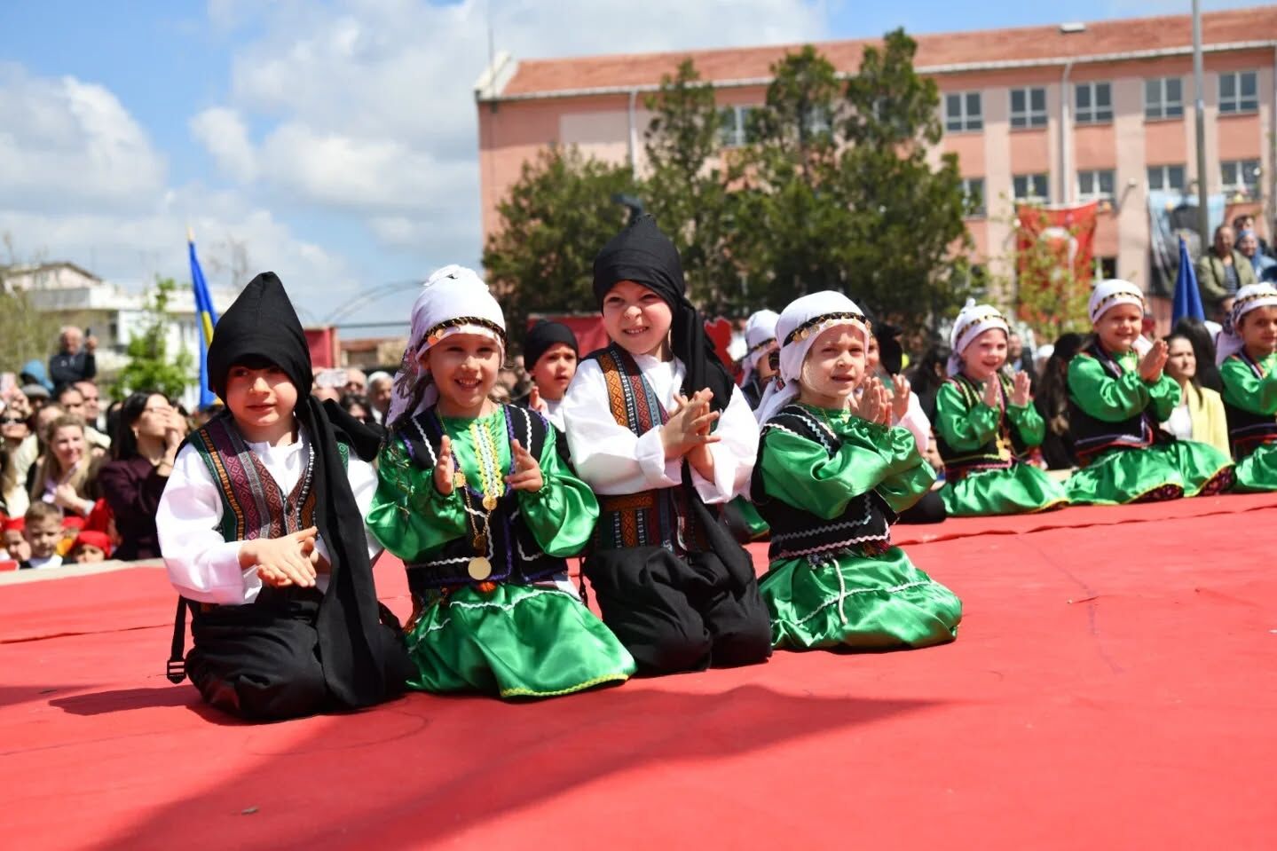 671757852 18164298754425071 5843675111364003891 N